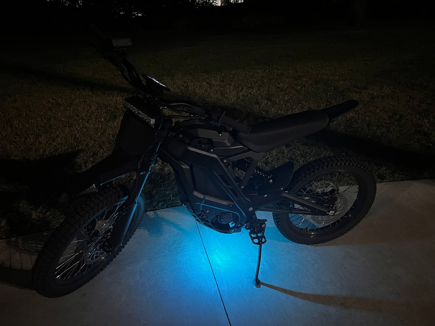 Wireless Rock Lights For E-Bikes & More| 8 Colors in 1
