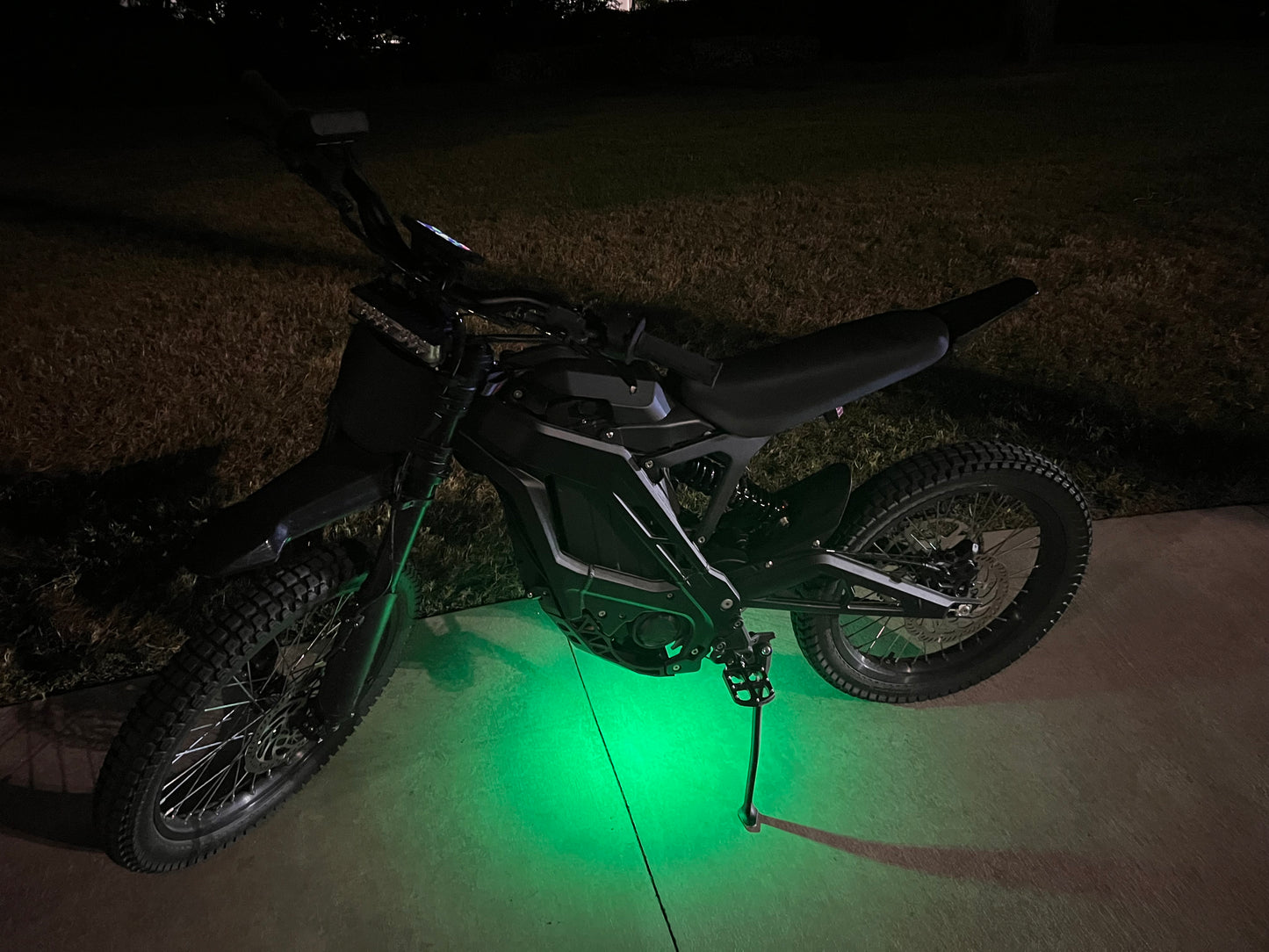 Wireless Rock Lights For E-Bikes & More| 8 Colors in 1