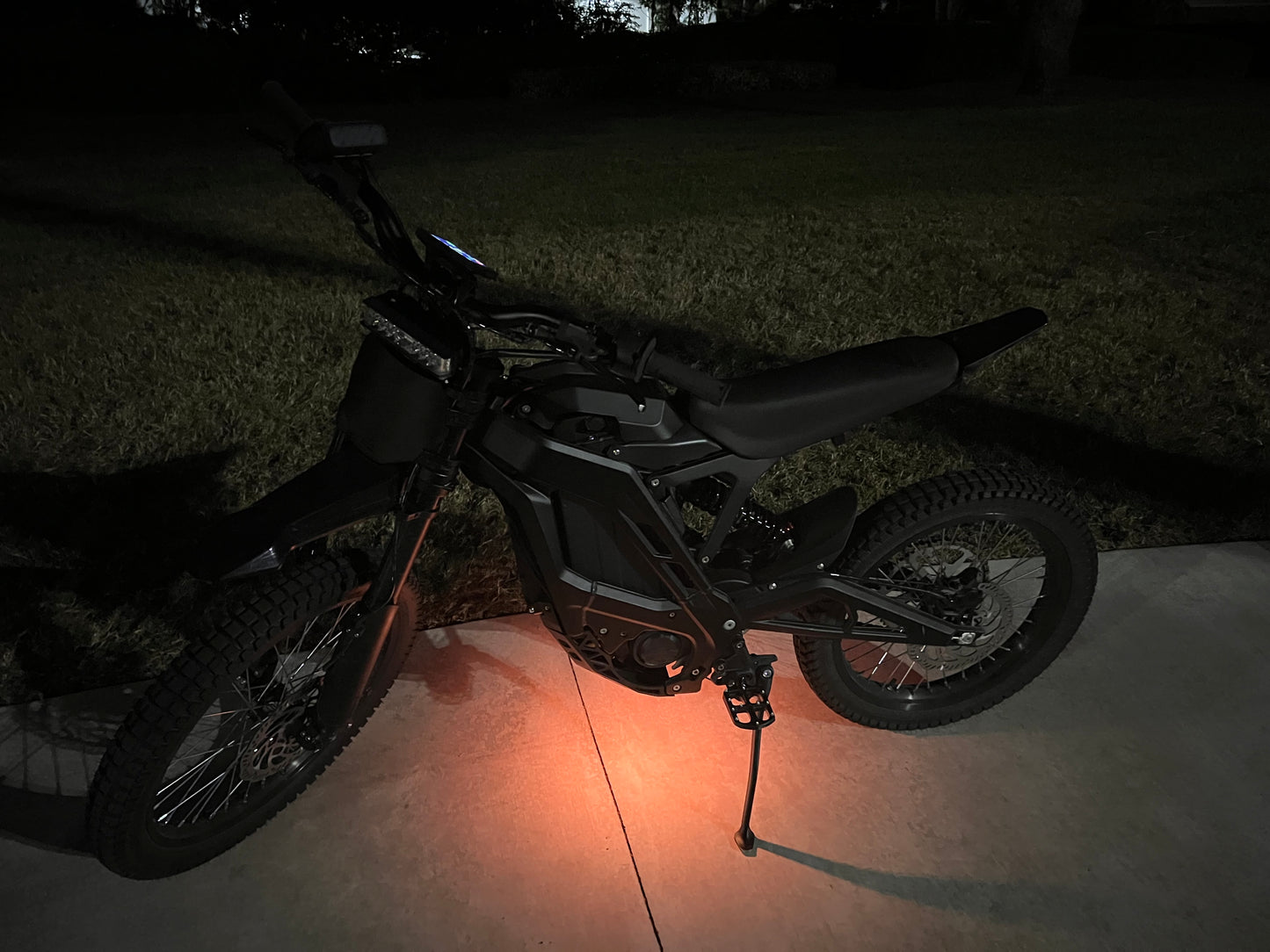 Wireless Rock Lights For E-Bikes & More| 8 Colors in 1